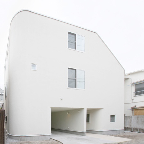 slide house 01