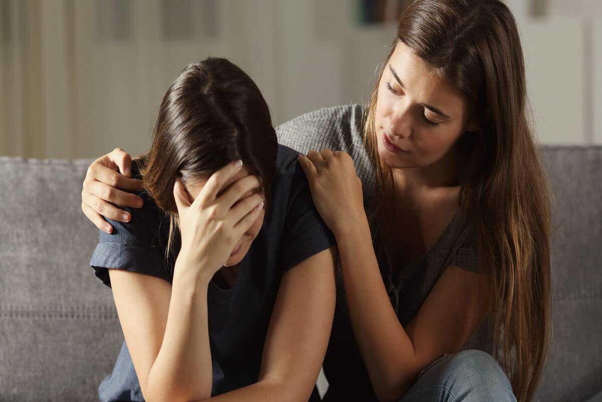 How to Help Someone In An Abusive Relationship