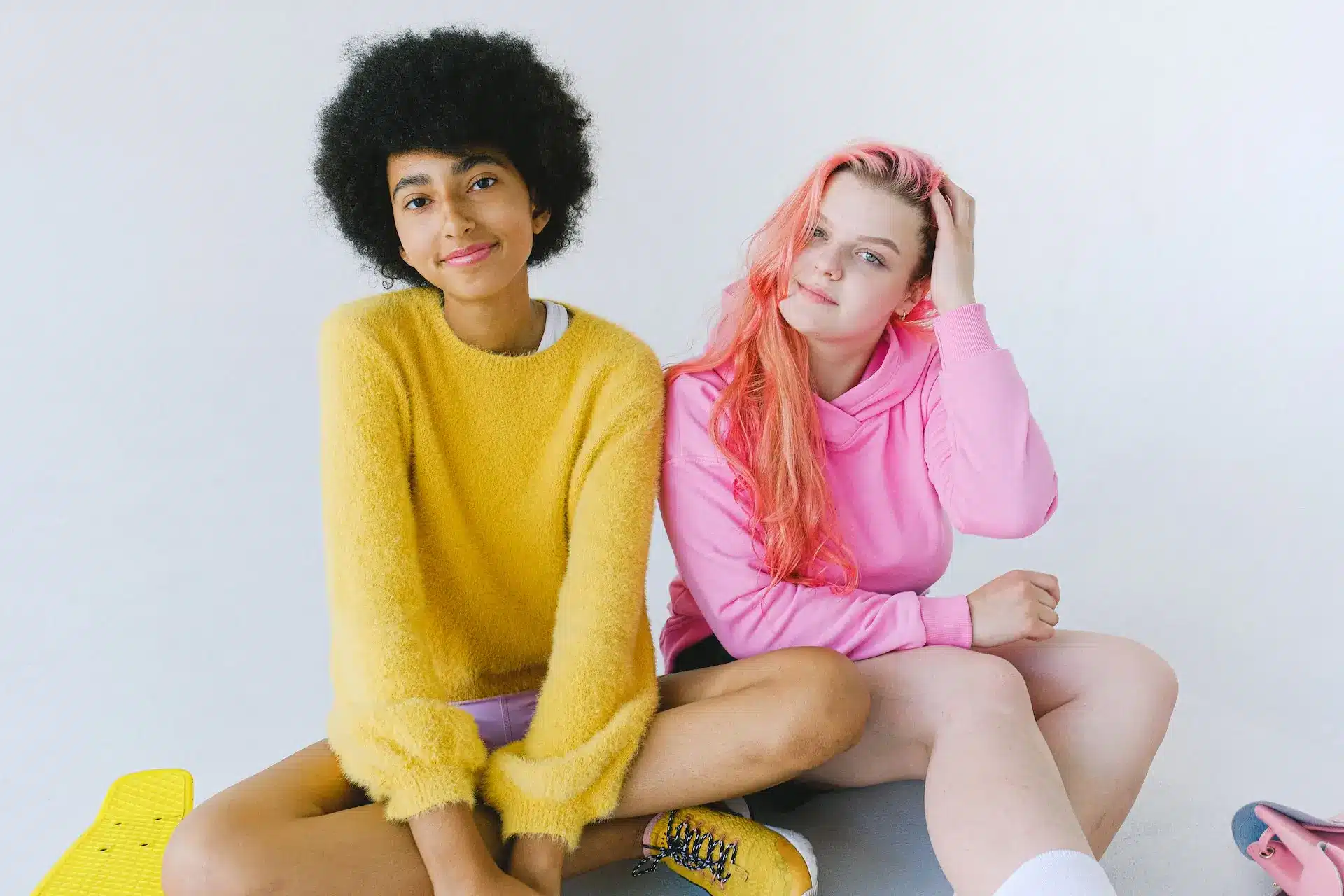 what color represents friendship.